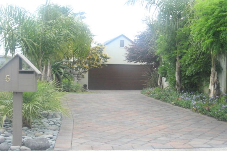 Photo of property in 5 Troy Place, Te Puke, 3119