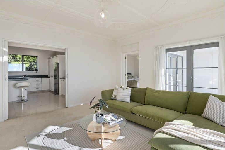 Photo of property in 70 Belleview Terrace, Mount Pleasant, Christchurch, 8081