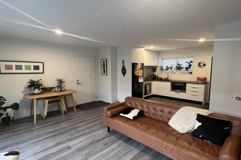 Photo of property in 2/26 Geraldine Street, Edgeware, Christchurch, 8013