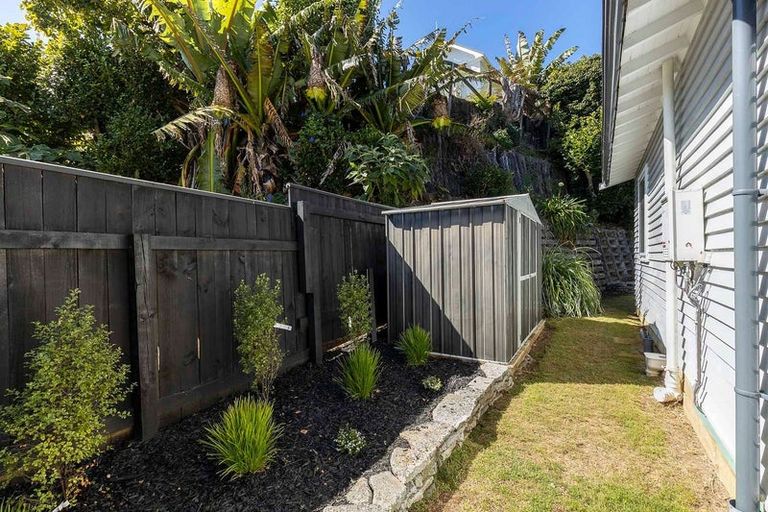 Photo of property in 107 Fulford Street, New Plymouth, 4310