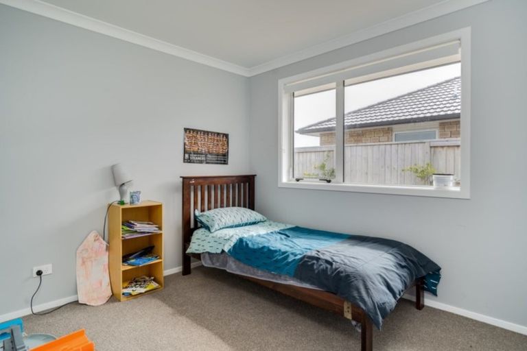 Photo of property in 19 Ponga Place, Papamoa Beach, Papamoa, 3118