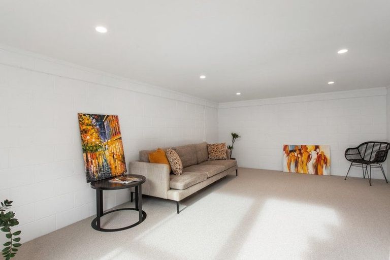 Photo of property in 10 Finnsarby Place, Sumner, Christchurch, 8081