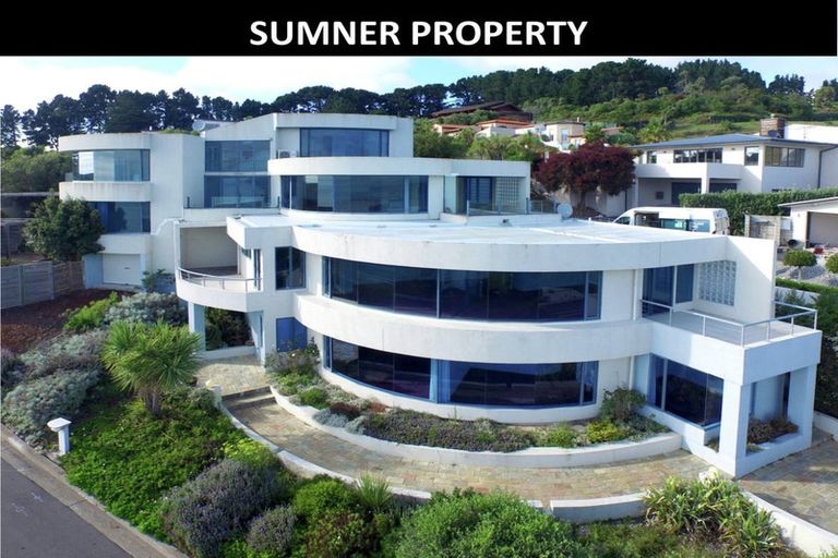 Photo of property in 114 Mccormacks Bay Road, Mount Pleasant, Christchurch, 8081