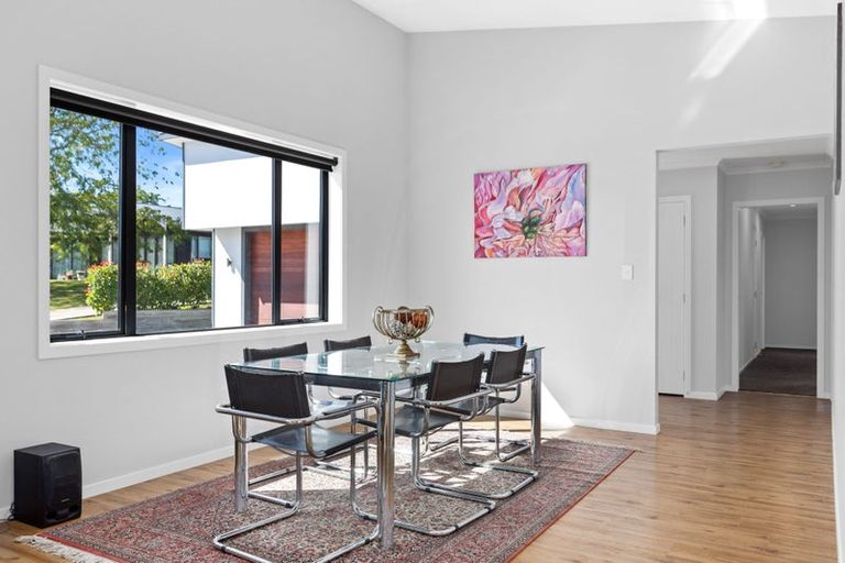 Photo of property in 10 Apatu Place, Waipukurau, 4200