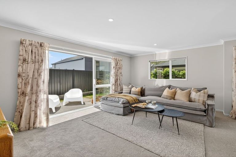 Photo of property in 9/64 Port Hills Road, Heathcote Valley, Christchurch, 8022