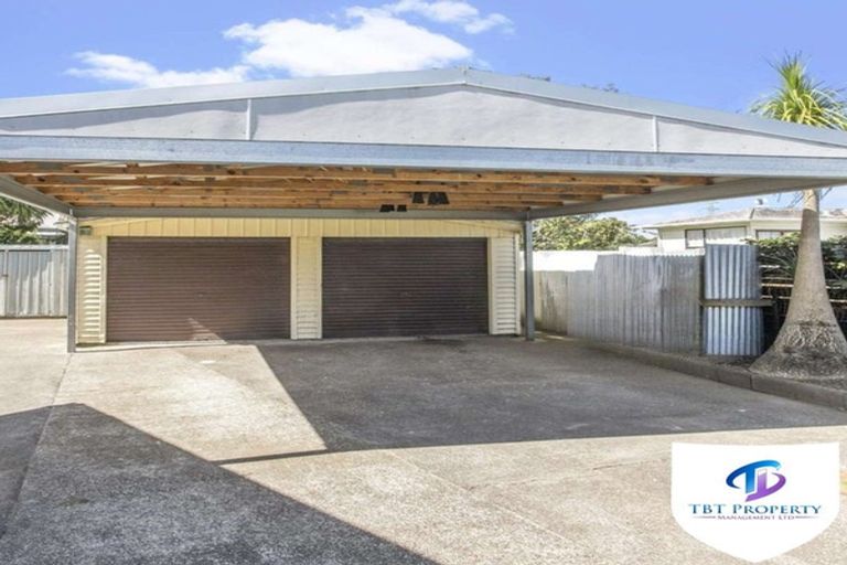 Photo of property in 8 Le Havre Place, Takanini, 2112