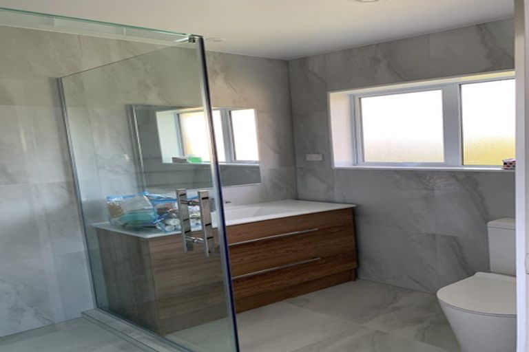 Photo of property in 49 Mayfair Crescent, Mairangi Bay, Auckland, 0630