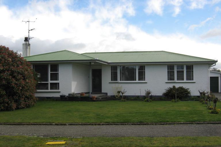 Photo of property in 43 Iorns Street, Masterton, 5810