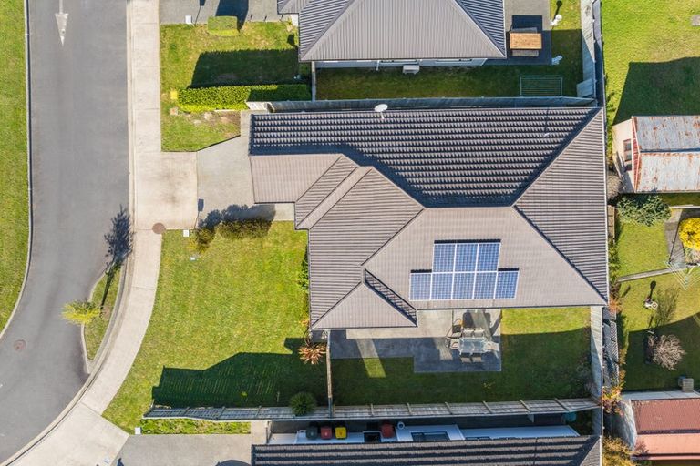 Photo of property in 11 Henrietta Maxwell Grove, Wainuiomata, Lower Hutt, 5014