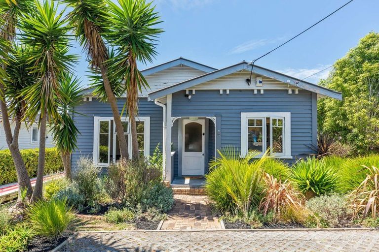 Photo of property in 9 Tahi Terrace, Glen Eden, Auckland, 0602