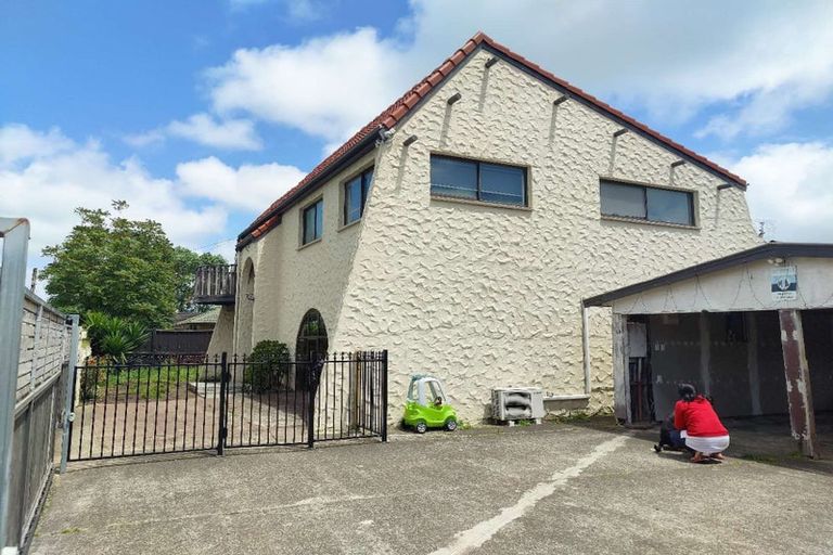 Photo of property in 22 Philson Terrace, Browns Bay, Auckland, 0630