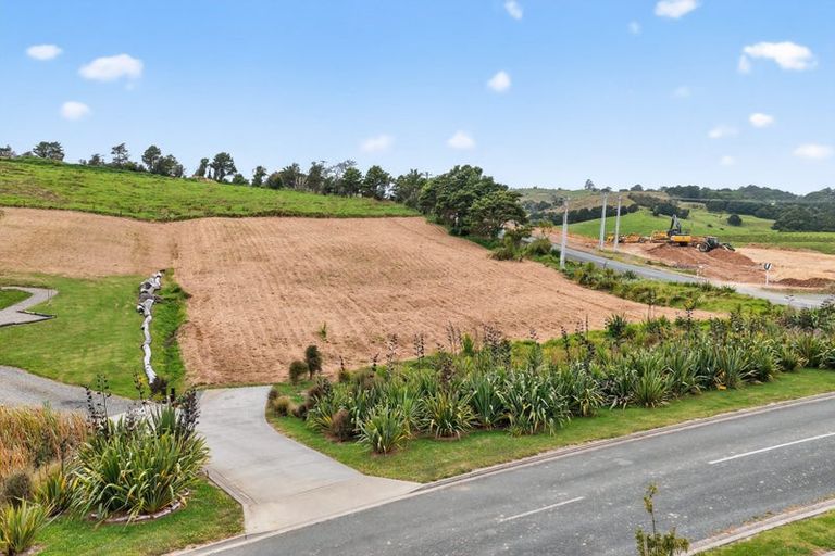 Photo of property in 2 Arahanga Road, Paparoa, 0571
