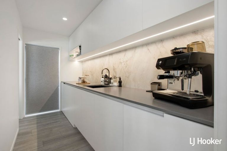 Photo of property in 33 The Crescent, Waihi Beach, 3611