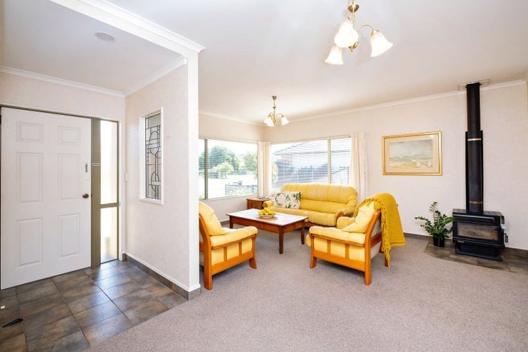 Photo of property in 67 Kensington Drive, Taradale, Napier, 4112