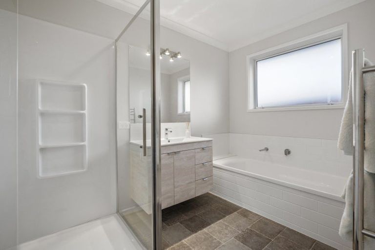 Photo of property in 8 Coad Lane, Pyes Pa, Tauranga, 3112