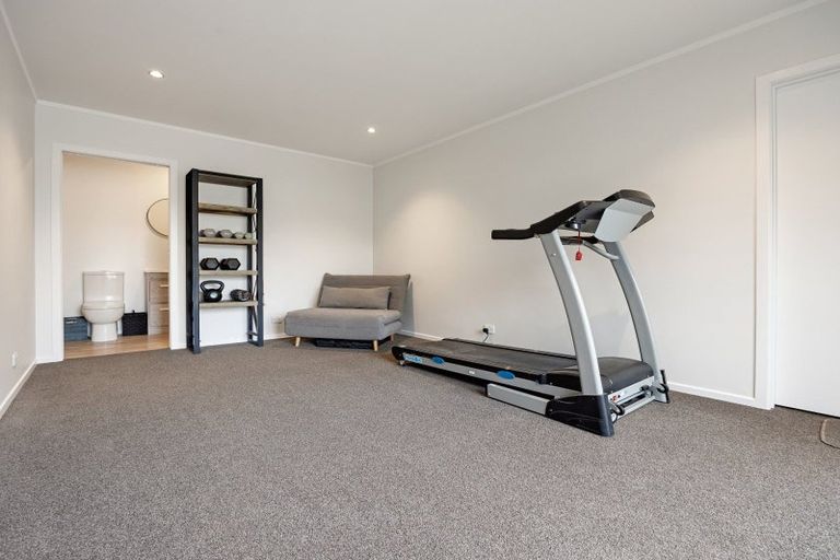 Photo of property in 18 Amanda Avenue, Dinsdale, Hamilton, 3204