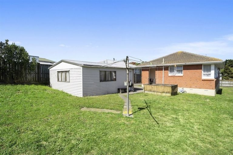Photo of property in 58 Kokiri Crescent, Waitangirua, Porirua, 5024