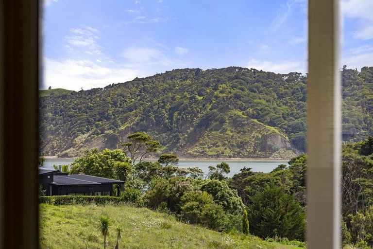 Photo of property in 12 Mahana Place, Raglan, 3225