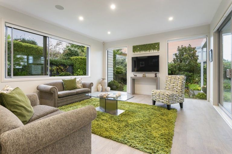 Photo of property in 32 Meteor Road, Hobsonville, Auckland, 0616