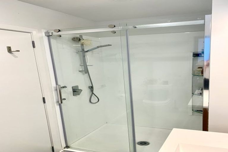 Photo of property in 27u2 Whaui Street, Vogeltown, Wellington, 6021