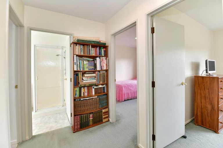 Photo of property in 26 The Grove, Red Beach, 0932