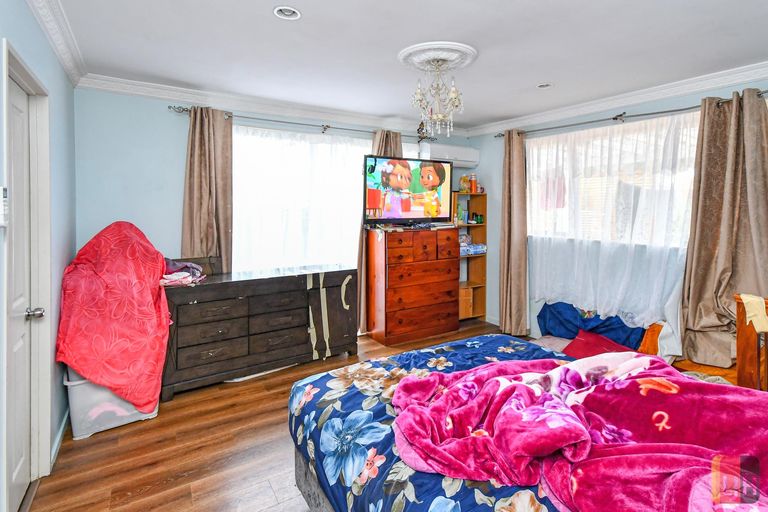 Photo of property in 17 Tilberg Street, Favona, Auckland, 2024