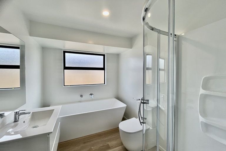 Photo of property in 5 Edgar Way, Rolleston, 7614