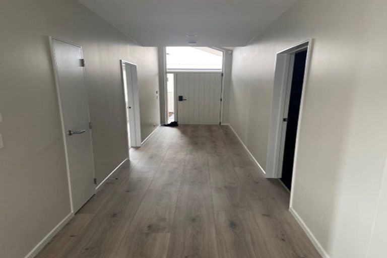 Photo of property in 6f Te Awapu Crescent, Takanini, 2112