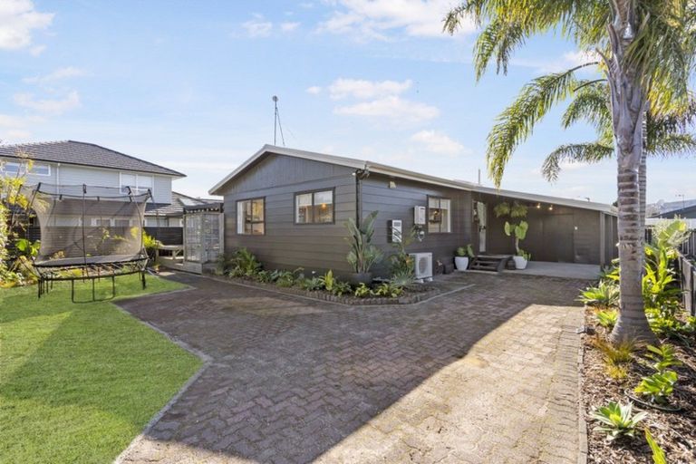 Photo of property in 161b Mayfair Avenue, Whangamata, 3620