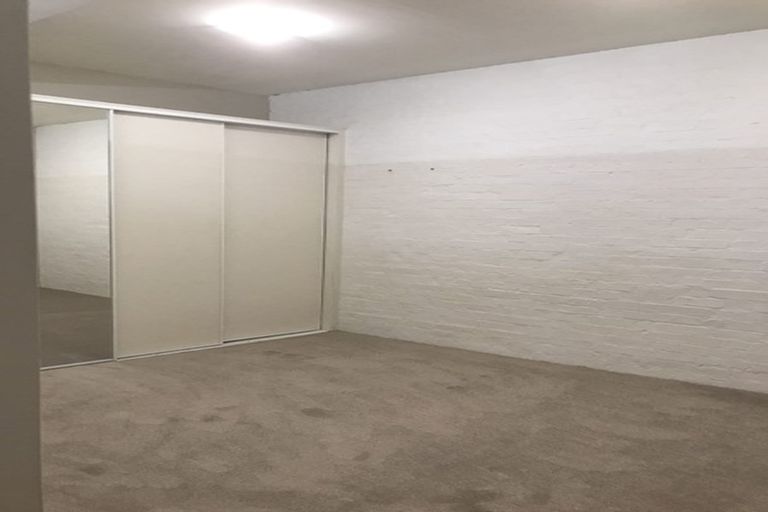 Photo of property in Hopper Street Apartments, 20u5 Hopper Street, Mount Cook, Wellington, 6011