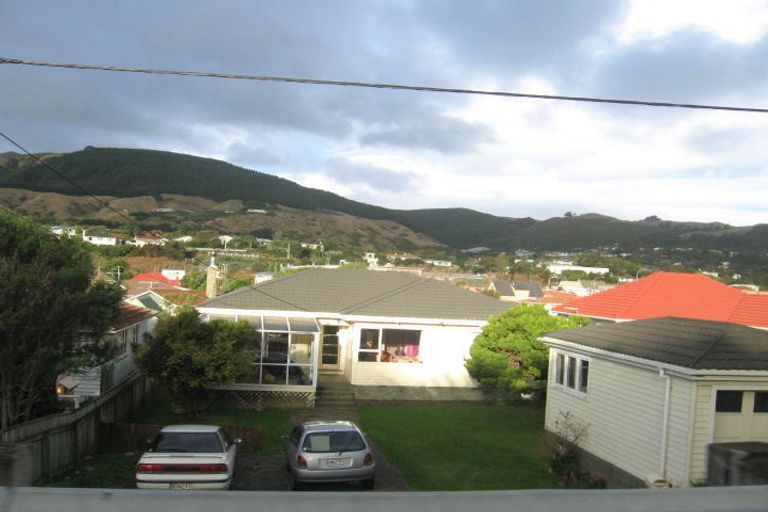 Photo of property in 342 Main Road, Tawa, Wellington, 5028
