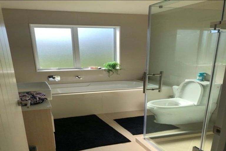 Photo of property in 34 Matahae Drive, Flat Bush, Auckland, 2019