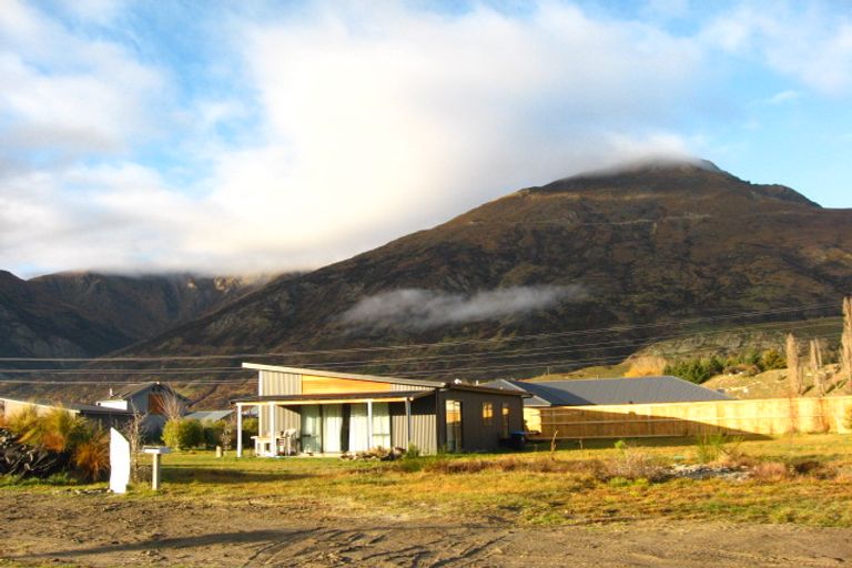Photo of property in 56 Howards Drive, Lake Hayes, Queenstown, 9304