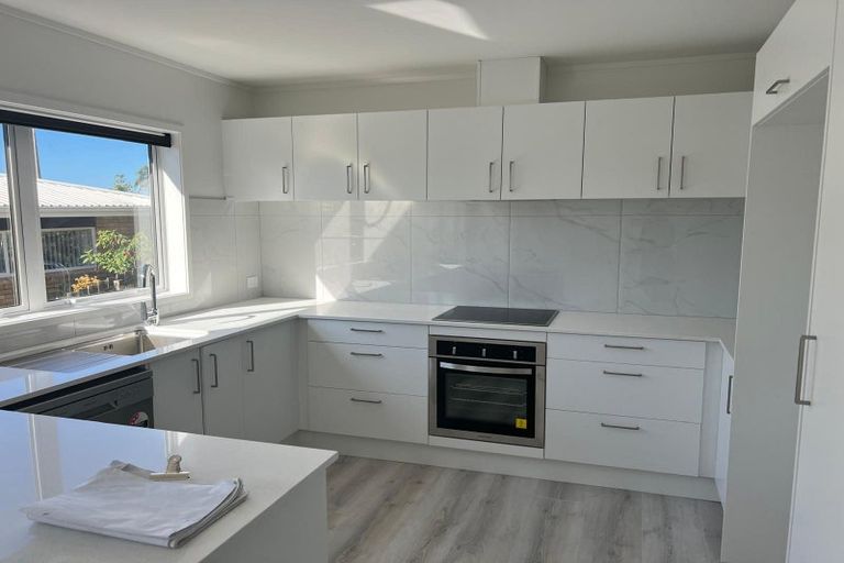 Photo of property in 46 Fitzwilliam Drive, Torbay, Auckland, 0630