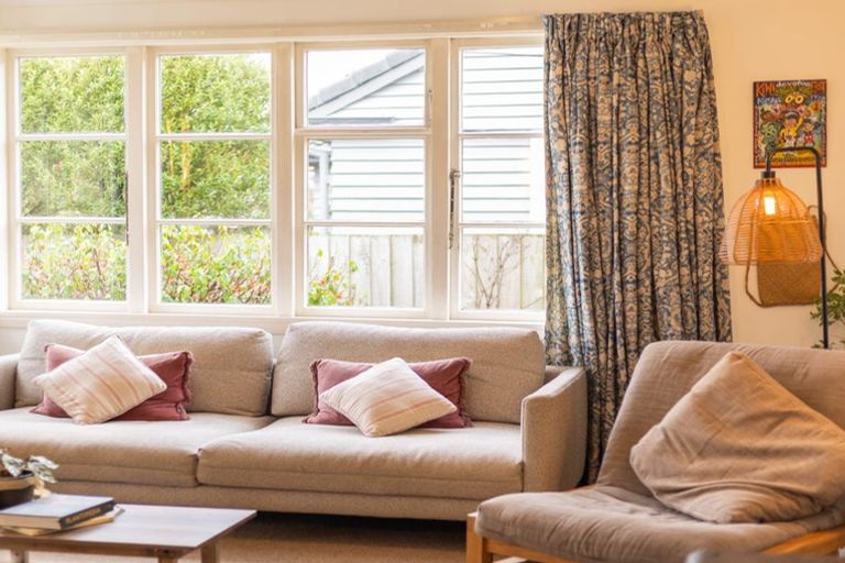 Photo of property in 248 Knowles Street, Mairehau, Christchurch, 8052