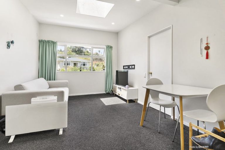 Photo of property in Parkland Flats, 17/51u Adams Terrace, Kelburn, Wellington, 6021