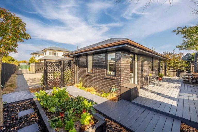 Photo of property in 1/157 Innes Road, St Albans, Christchurch, 8052