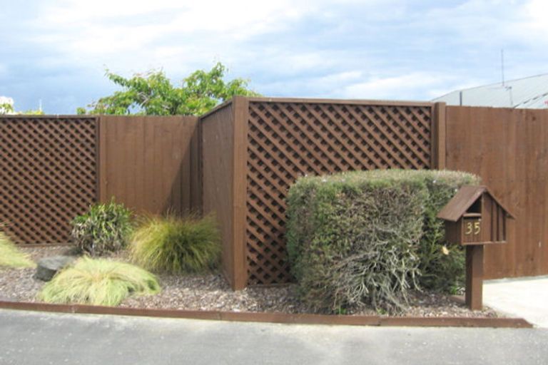 Photo of property in 35 Kildare Street, Northwood, Christchurch, 8051