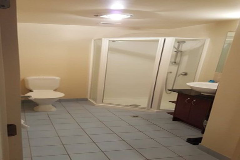 Photo of property in 4j/17 Crown Lynn Place, New Lynn, Auckland, 0600