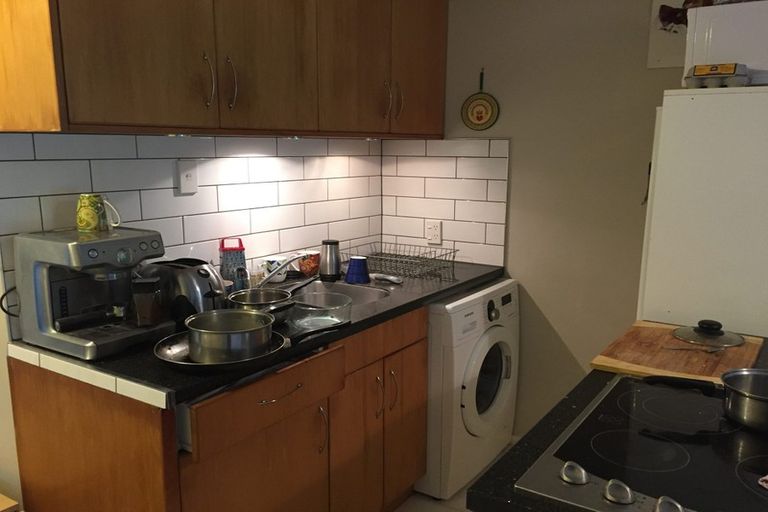Photo of property in 31 Asquith Terrace, Brooklyn, Wellington, 6021