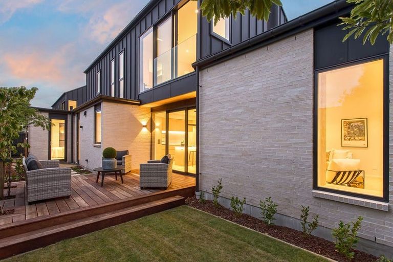 Photo of property in 38a Straven Road, Riccarton, Christchurch, 8011