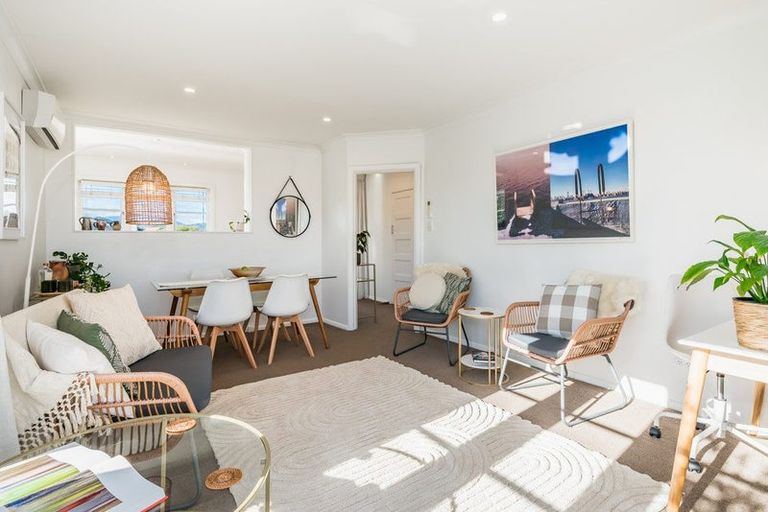 Photo of property in 118 Seaview Road, Paraparaumu Beach, Paraparaumu, 5032