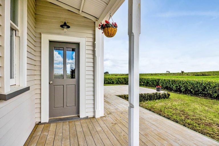 Photo of property in 5317 Mountain Road, Eltham, 4398