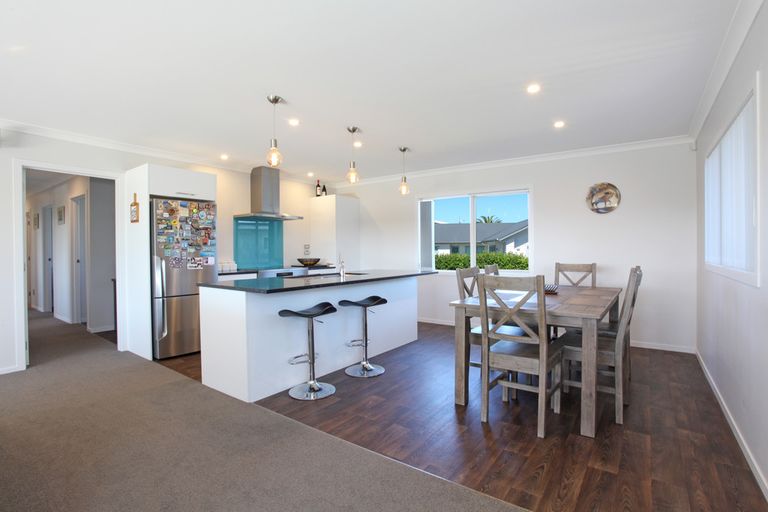 Photo of property in 22a Manukau Road, Raglan, 3225