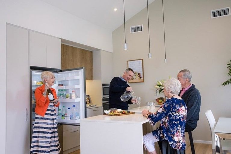 Photo of property in 6 Camellia Lane, Carterton, 5713