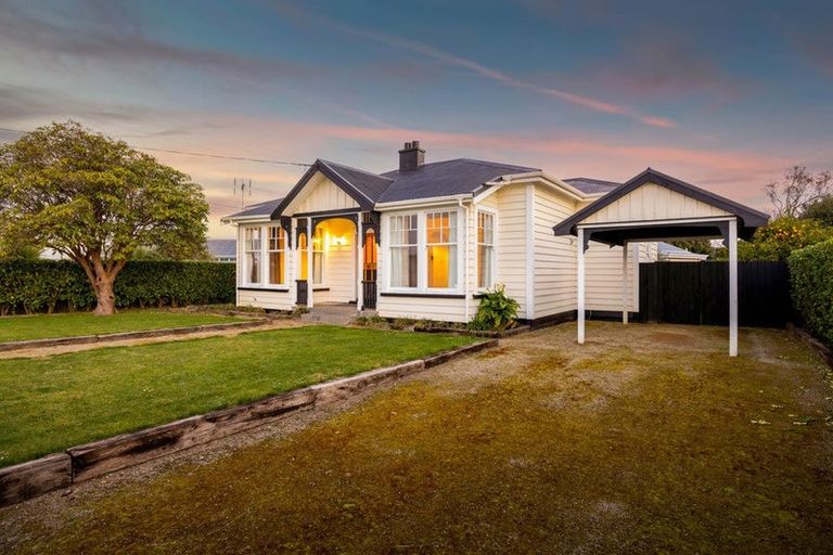 Photo of property in 120 Manawapou Road, Hawera, 4610