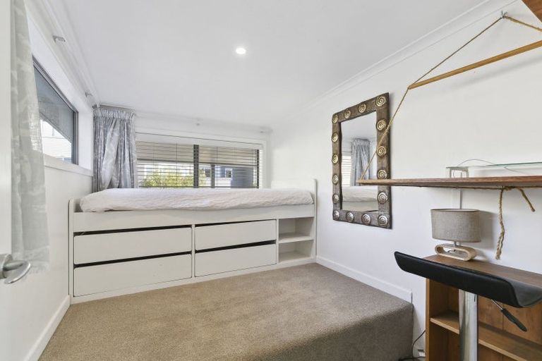 Photo of property in 1/27 The Rigi, Northland, Wellington, 6012