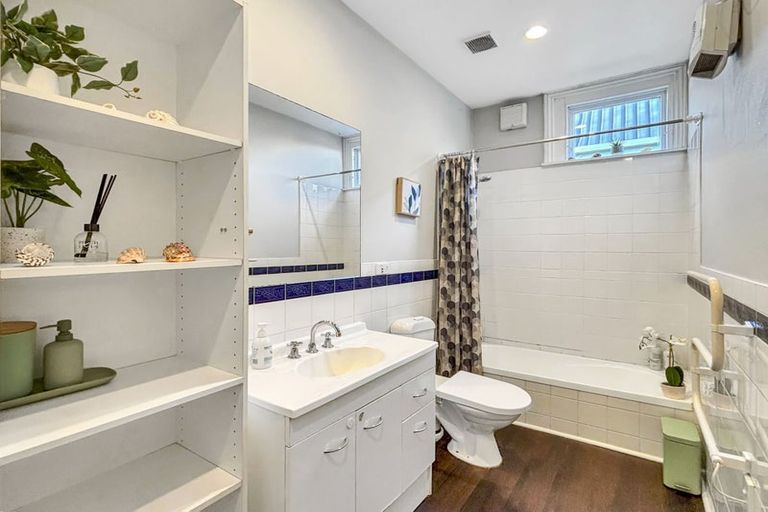 Photo of property in 150 Innes Road, St Albans, Christchurch, 8052