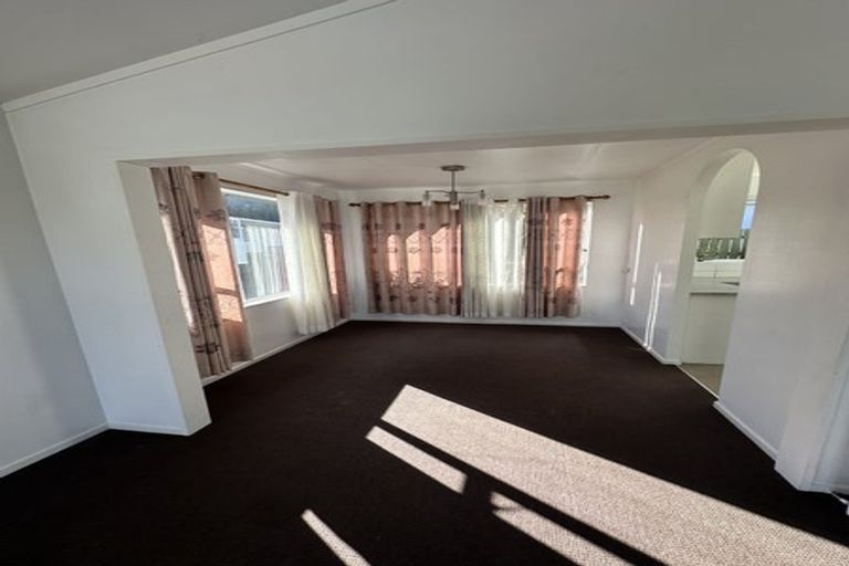 Photo of property in 7a Tralee Place, Johnsonville, Wellington, 6037