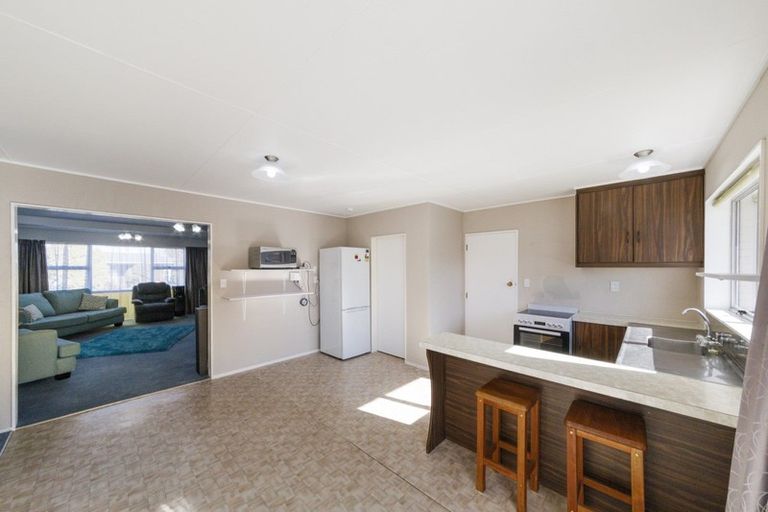 Photo of property in 1 Calder Place, Feilding, 4702